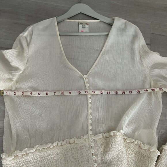 Louis Feraud Vintage Cream Ivory Silk Blouse Womens Button VNeck Ruched  Sz 12 - Picture 10 of 11